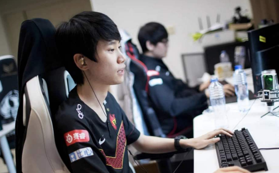 2025年中国电竞激励计划揭晓 守望先锋赛事冠军奖励100万元