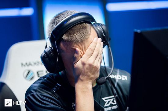 永劫无间推出新英雄鸭与镭射票联动活动